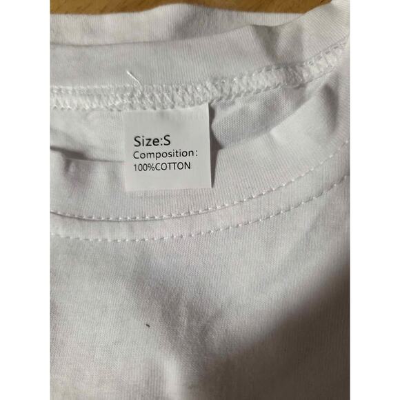 HuntrX K-Pop Demon Hunters Girls Graphic Tee Youth Small Size 120 NWOT White - Picture 4 of 6